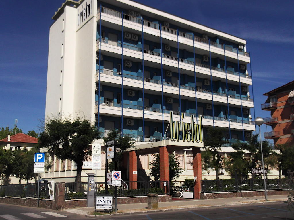 Hotel Bristol Cervia Exterior foto